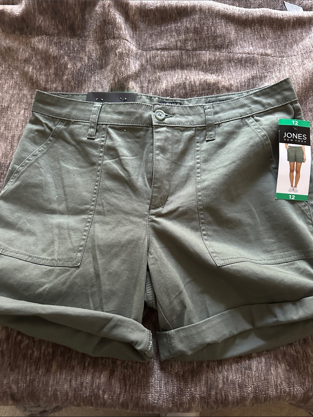 Jones New York Olive Roll-Cuff Patch-Pocket Shorts